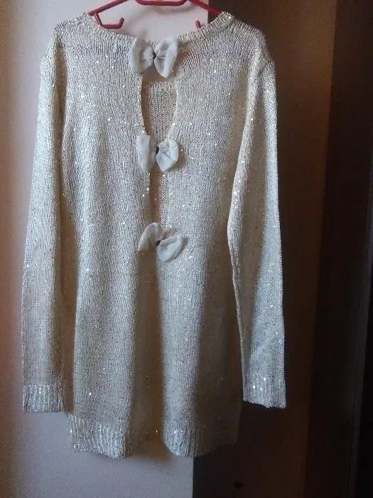 bluze cu funde la spate