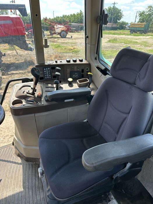 John  Deere 6920.