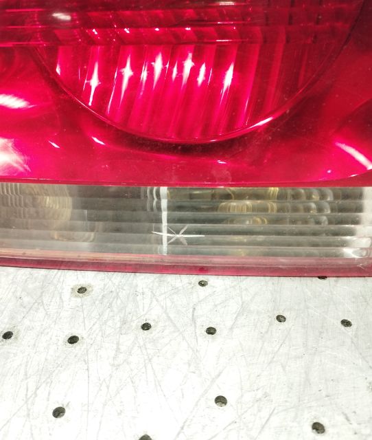 Lampa / Tripla stop dreapta pe hayon 7L6945094H Volkswagen VW Touareg