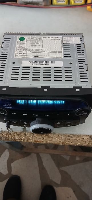 Магнитола spark радной сотилади.