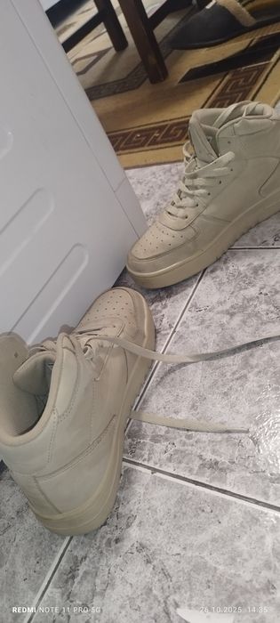 Продавам зимни обувки