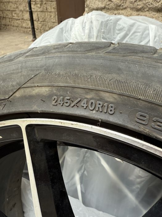 Goodyear Eagle sport 245/40/R18