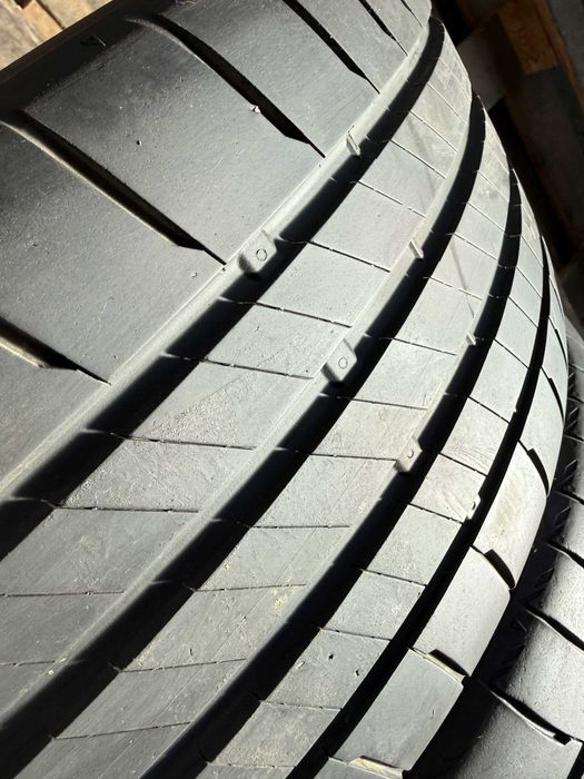 2x Anvelope Vara 235/35 R19 - Bridgestone Potenza S005 +