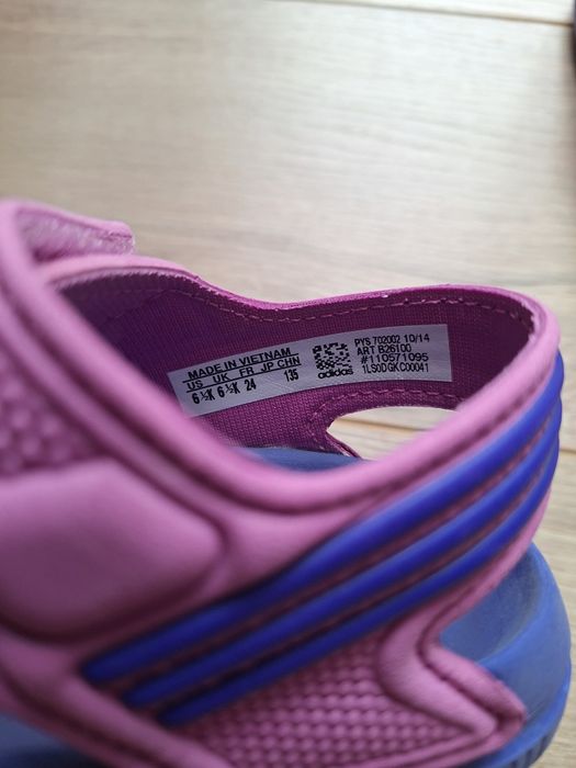 Детски летни обувки и сандали Roxy, Adidas, Timberland