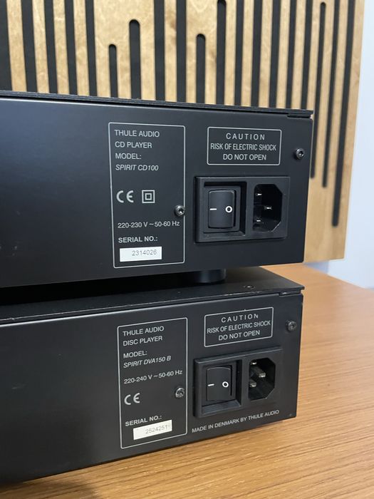 Cd thule cd100 si dvd thule dva150b cu telecomanda pret per bucata