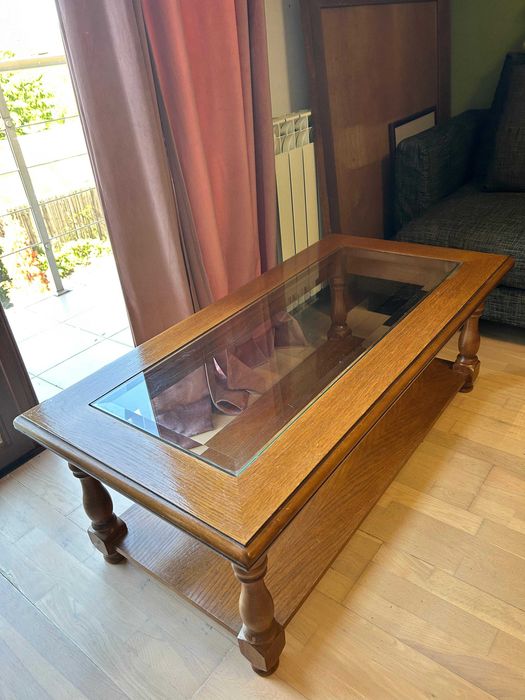 mobila  vintage -masuta lemn living