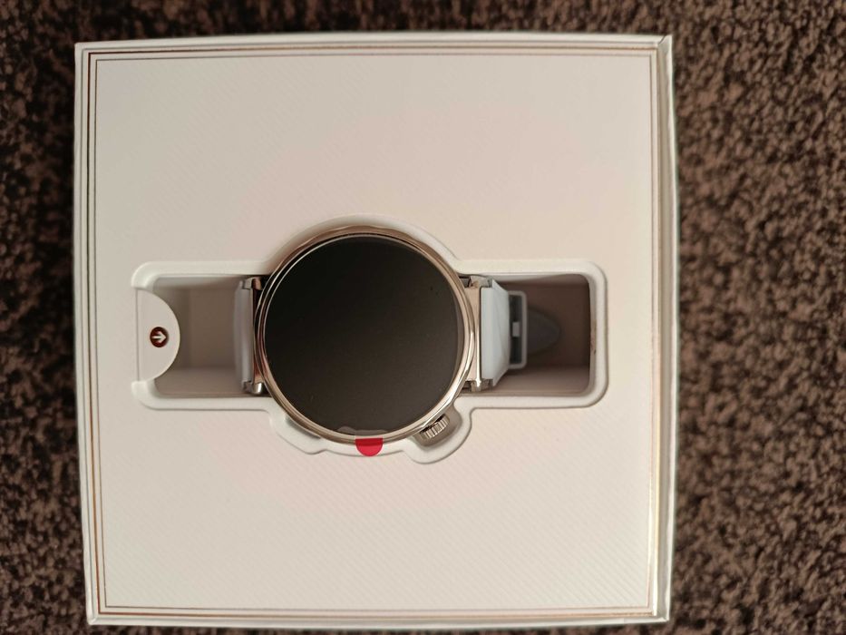 Часовник Huawei watch GT 5