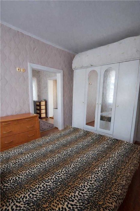 Большой дом в Рабочем поселке Сортировка