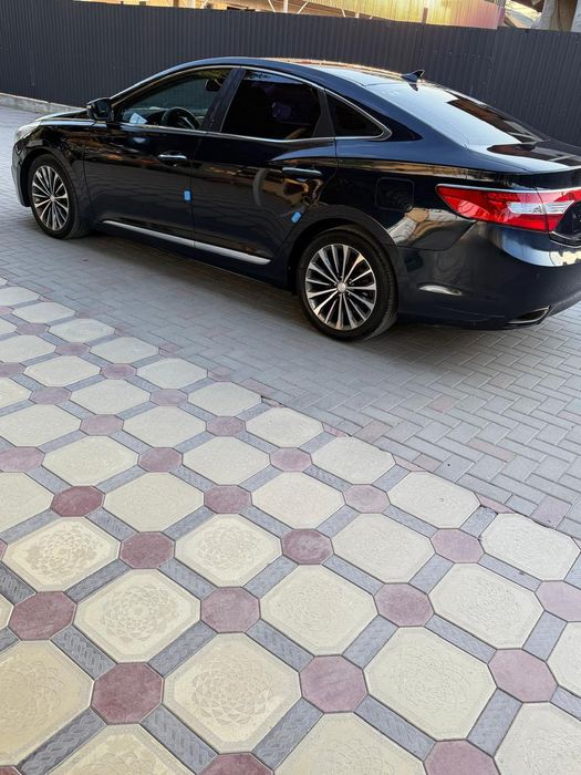 Hyundai grandeur 2013