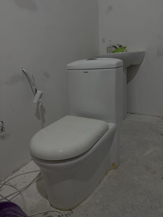 Продам унитаз б/у