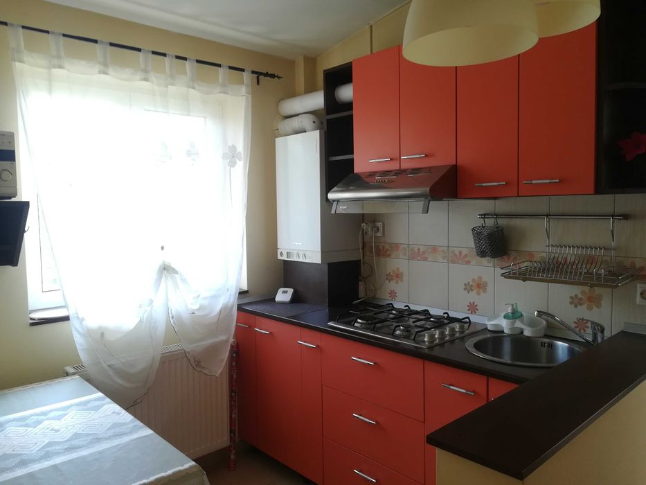 Proprietar, inchiriez apartament cu 2 camere, decomandat Grand Arena - Berceni
