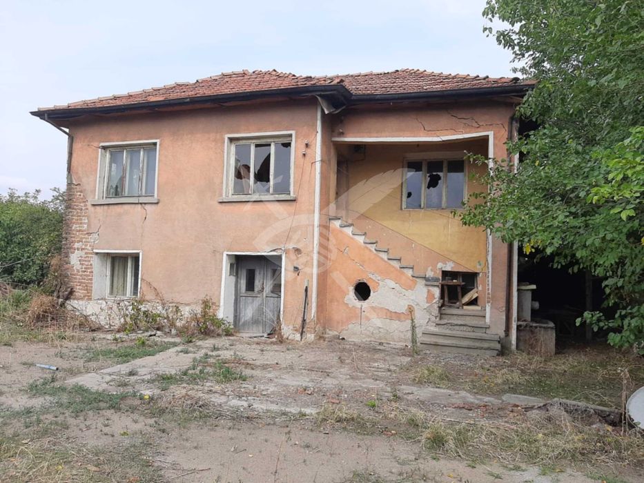 Самостоятелна къща в с. Цалапица 88237