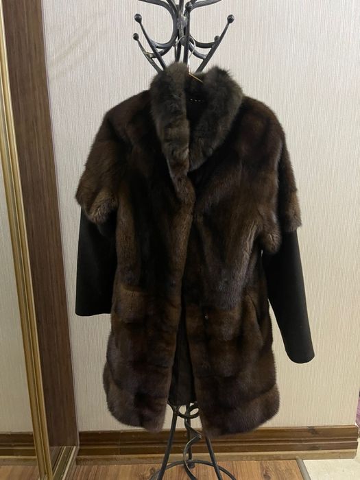 Продам Норковую шубу