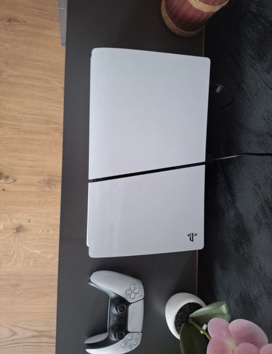 Playstation 5 Slim 1TB + Joc