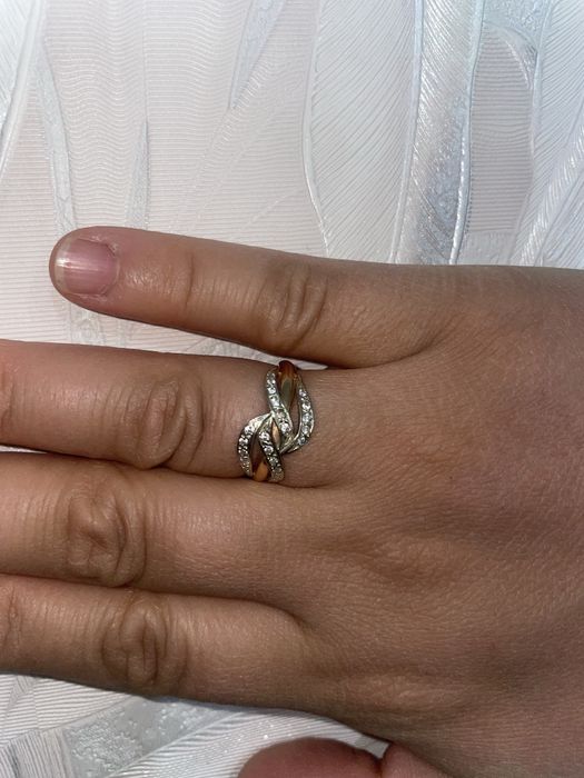 Продам золотое кольцо