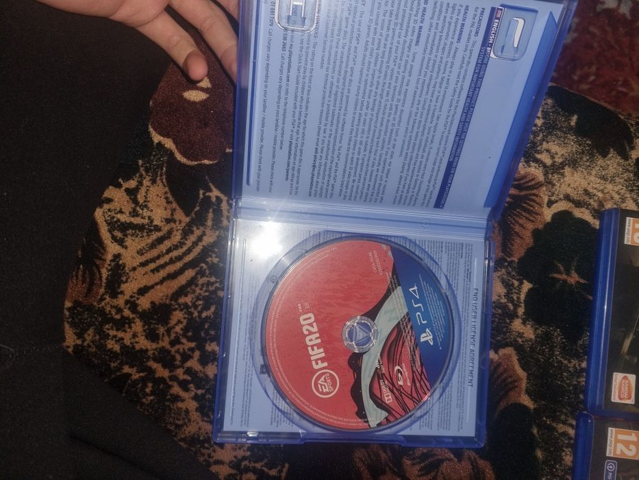 Продаю диски на PS4