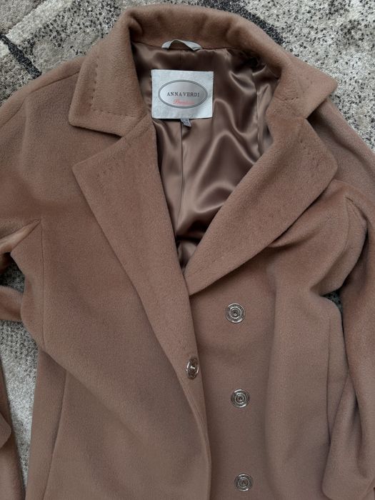 Пальто демисезон. Новое.