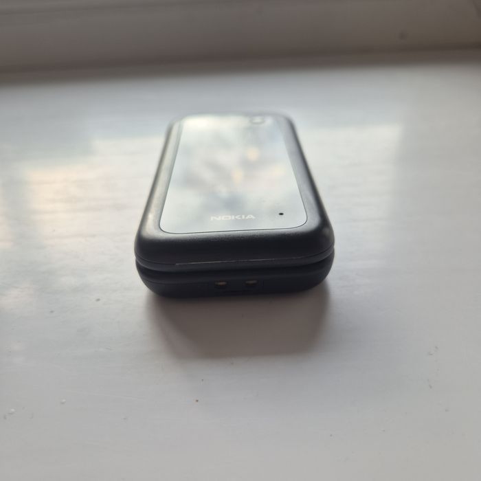 Телефон Nokia 2660 Flip DS 4G