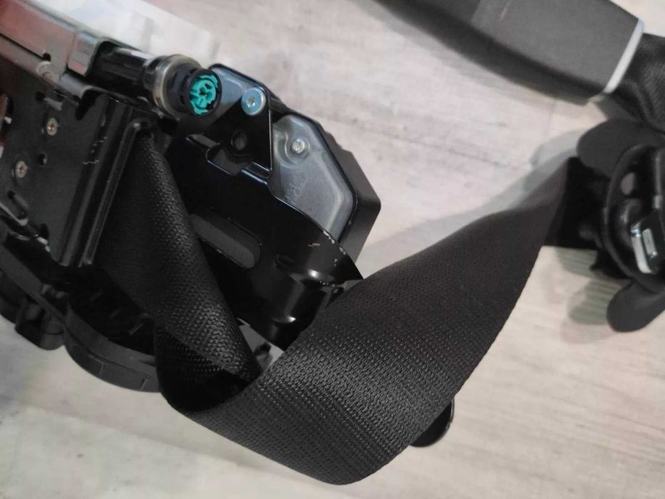 Centuri siguranta Mercedes S W223 2020 Pre-safe