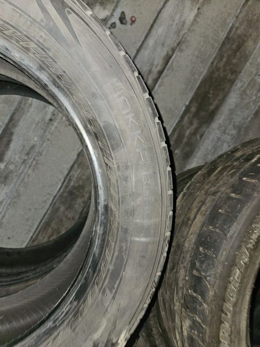 Продам Шины 245 55 R19 летние б/у