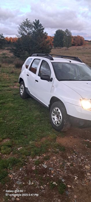 Vând Dacia Duster 4x4, an 2010
