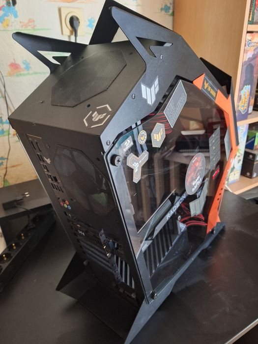 HIGH-END Gaming / Workstation – Ryzen 9 7950X + RX 7900 GRE | ASUS TUF / ROG | RGB Showcase Build