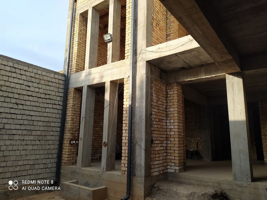 Янгихает тумани, Олчазор махалласида 2-сот. 8 хона Хайтек уй сотилади