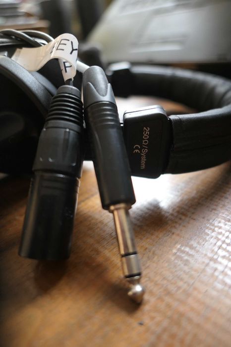 Casti + Microfon + cablu Studio Beyerdynamic DT280 - 250 Ohm DT-108