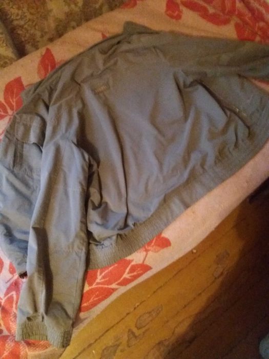 Продам мужскую куртку