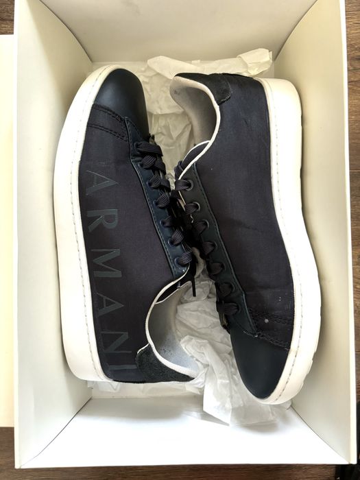 Маратонки Армани Armani Exchange 42 номер