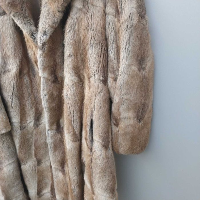 НАЙ ДОБРАТА ОФЕРТА Дамско кожено палто от естествена кожа