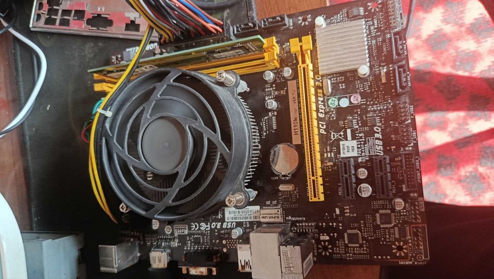 плата biostar h110 + cpu g4400,  2 ta bir xil