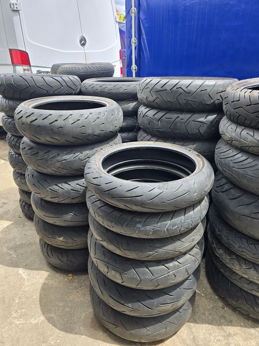 Anvelope Moto  Diferite   Dimensiuni  si Mărci Stare Impecabilă.