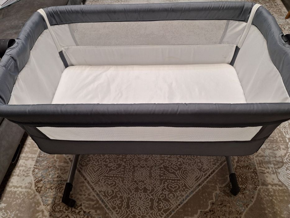 Продам люльку кроватку ining baby