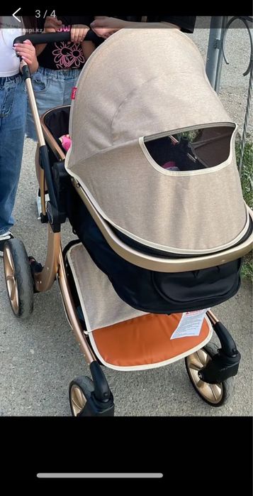 Детская коляска в отличном состоянии