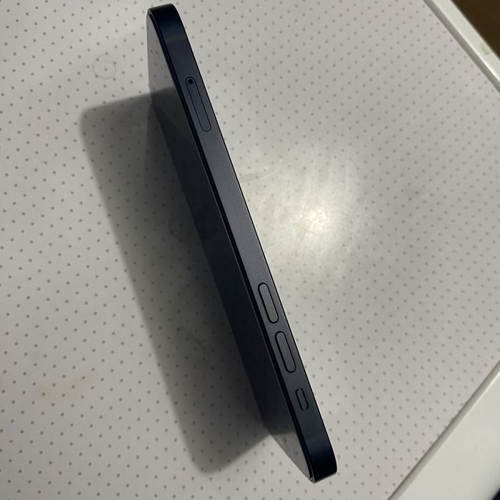 iPhone 12 64gb новый