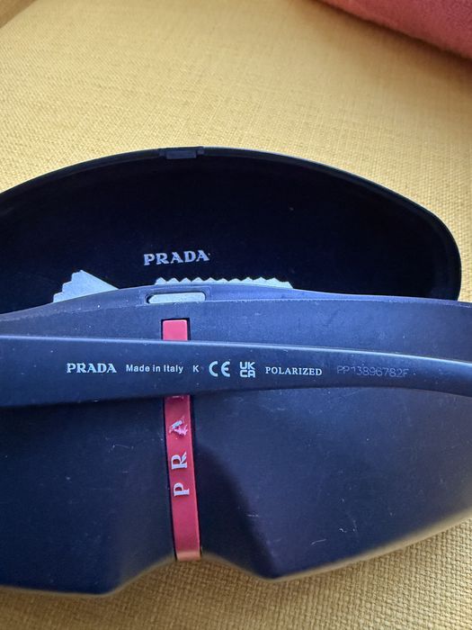 Слънчеви очила Prada
