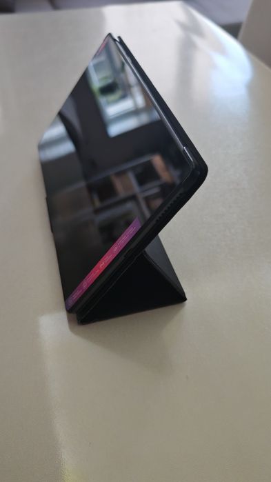 Tabletă Lenovo Tab M10 HD (Gen 2) – 4GB RAM, 64GB, 4G (Slot Cartelă) – Impecabilă