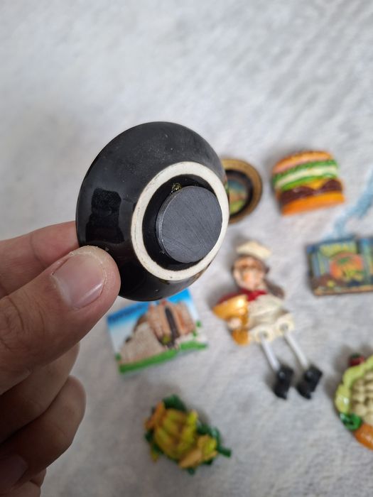 Магнит сувинирлер сатылады