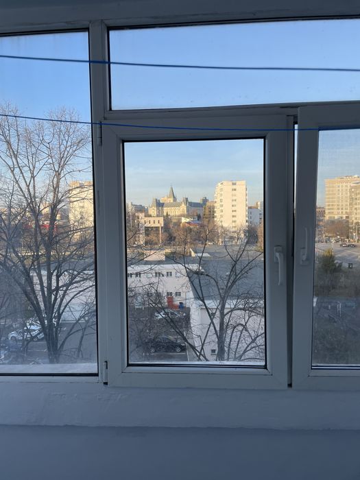 Vand apartament 2 camere zona Palas Moll