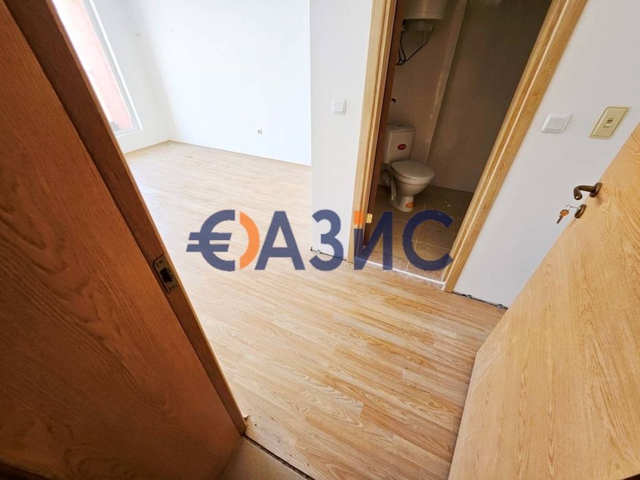 Продава се Едностаен апартамент в к.к. Слънчев бряг - 1 кв.м за 26900 €/кв.м - Снимка #6