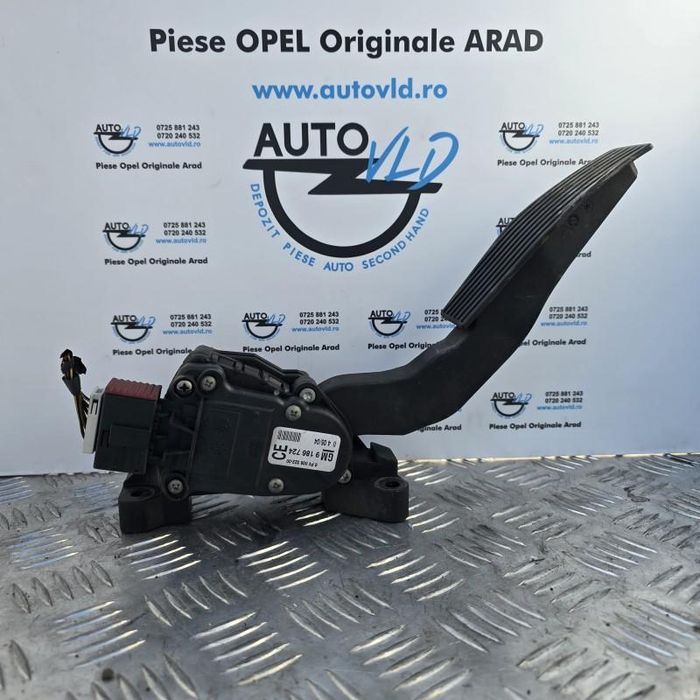 Pedala acceleratie Opel Vectra C 1.9 cdti Z19DTH