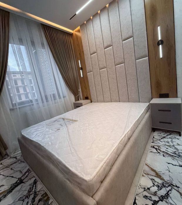 Shaxriston metro yaqinida 2xona uy bor.
Metro yonida, piyoda atigi