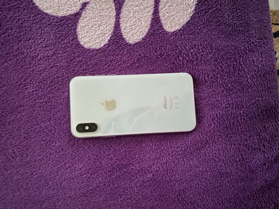 Vand iphone X 100% bateria  256 gb , nu livrez prin curier !