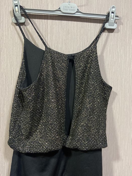 Дамска рокля на презрамки