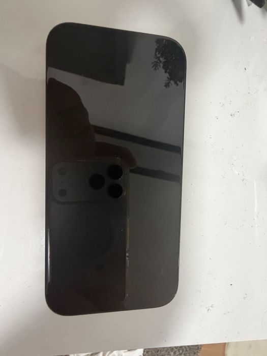 VAND IPHONE 15 impecabil