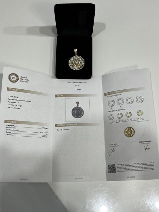 medalion cu diamante naturale