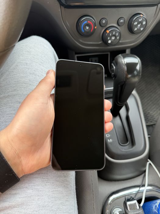 Продам Samsung S24 2025 без ремонта