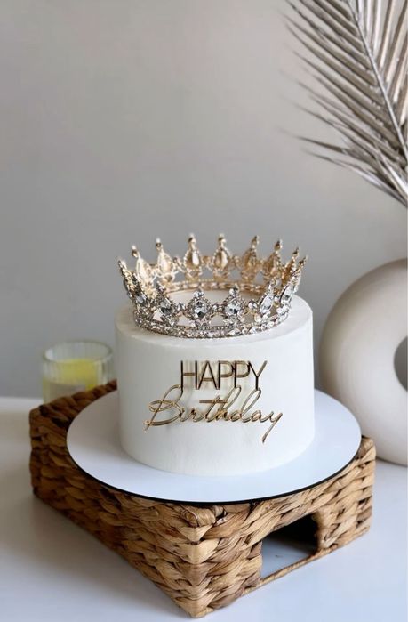 Торт с короной Астана