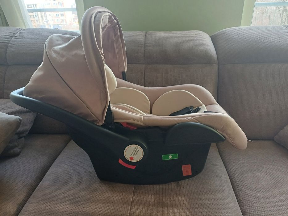 CHIPOLINO Стол за кола-кошница ХАВАНА и шезлонг -люлка Chipolino